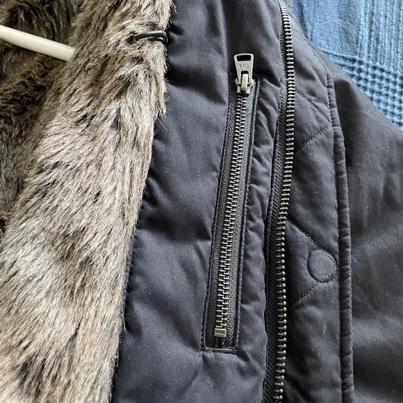 Tna Niseko Jacket with Hood - Picture 8 of 8